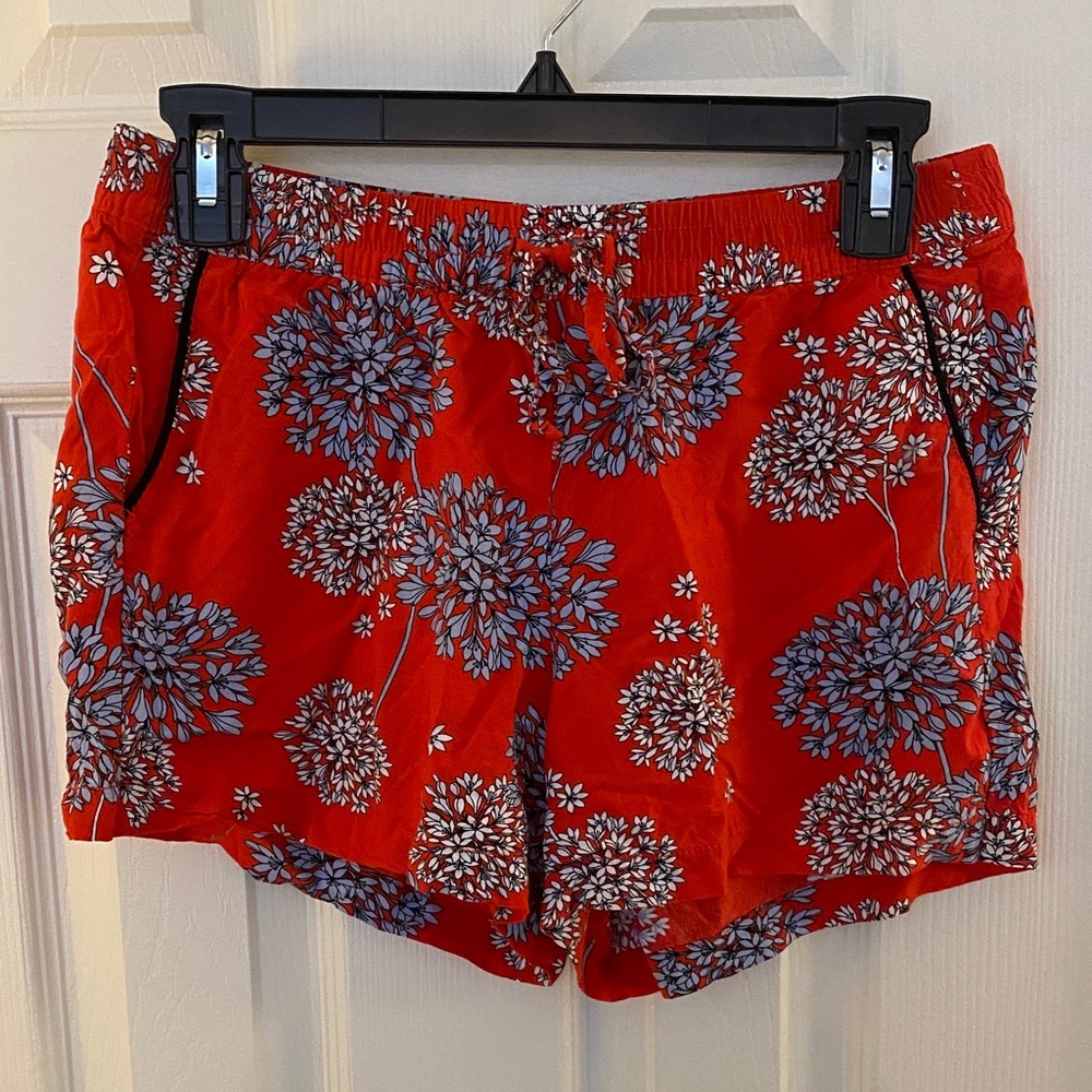 a.n.a Red Floral Women's Shorts